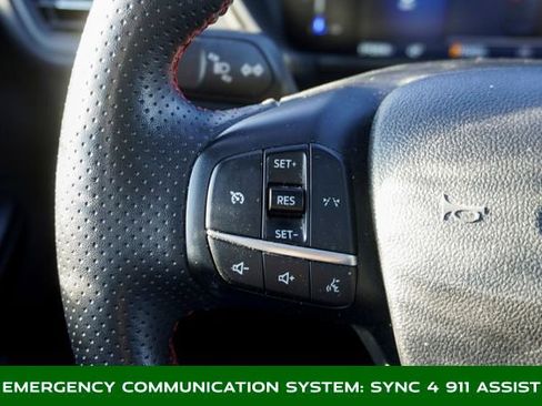 Used 2023 Ford Escape ST-Line image 19