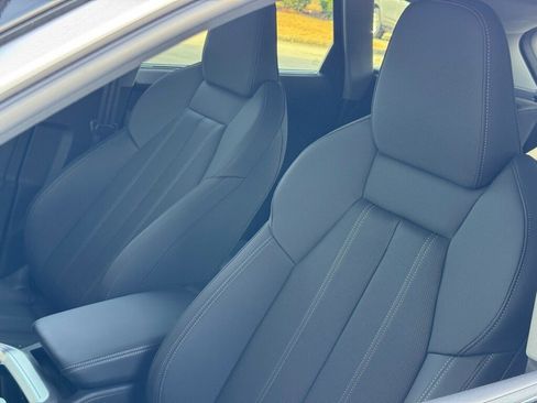 New 2025 Audi Q5 Prestige image 17