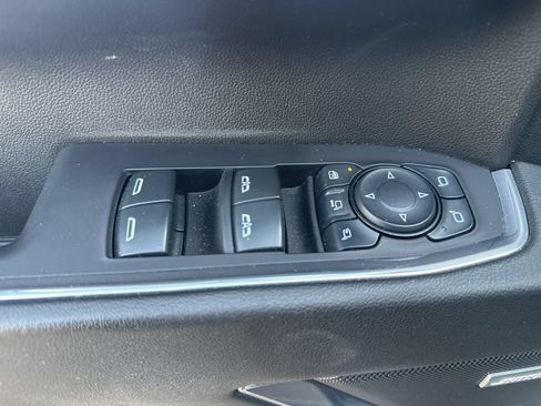 Used 2024 Chevrolet Silverado 2500 LTZ w/ LTZ Convenience Package AWD/4WD image 8