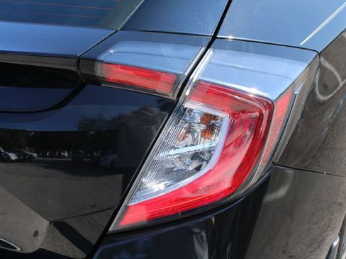 Used 2019 Honda Civic LX image 10