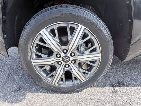 Used 2022 Toyota Tundra Capstone image 32