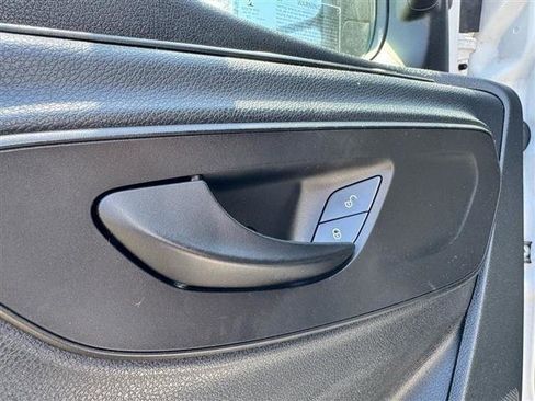 Used 2020 Mercedes-Benz Sprinter 2500 image 15