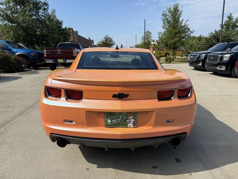 Used 2010 Chevrolet Camaro SS w/ RS Package RWD image 5