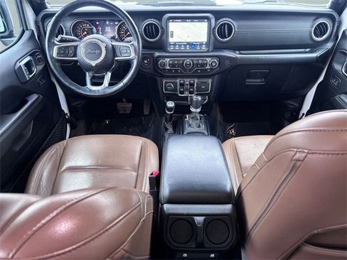 Certified 2020 Jeep Gladiator Overland image 25