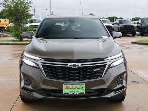 Used 2023 Chevrolet Equinox RS w/ RS Leather Package FWD image 2