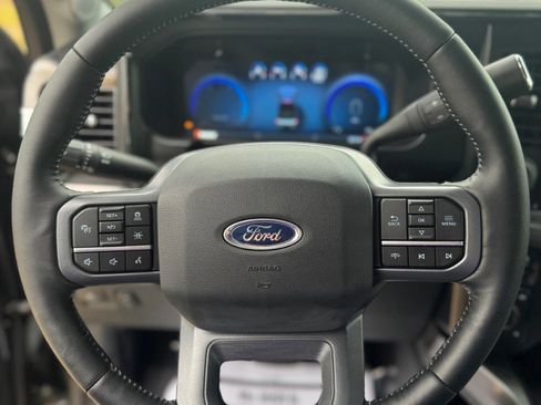 Used 2023 Ford F250 Lariat w/ Lariat Ultimate Package AWD/4WD image 13