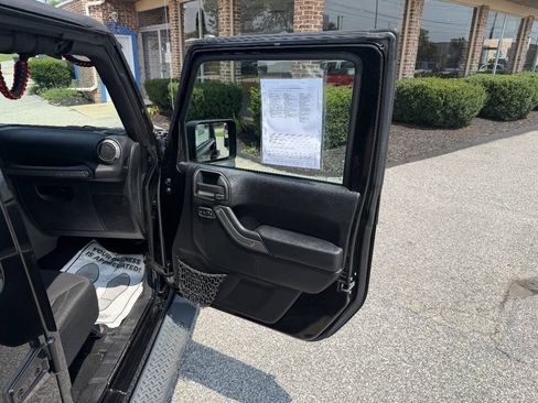 Used 2016 Jeep Wrangler Unlimited Sport w/ Quick Order Package 23S AWD/4WD image 22
