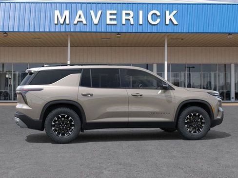 New 2026 Chevrolet Traverse Z71 w/ Enhanced Driving Package AWD/4WD image 5