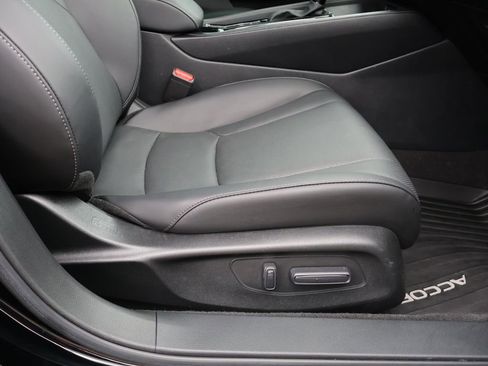 Used 2024 Honda Accord Sport image 10
