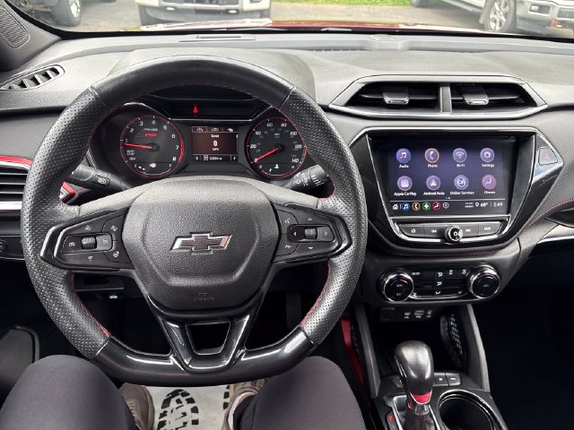 Used 2022 Chevrolet TrailBlazer RS w/ Convenience Package AWD/4WD image 11