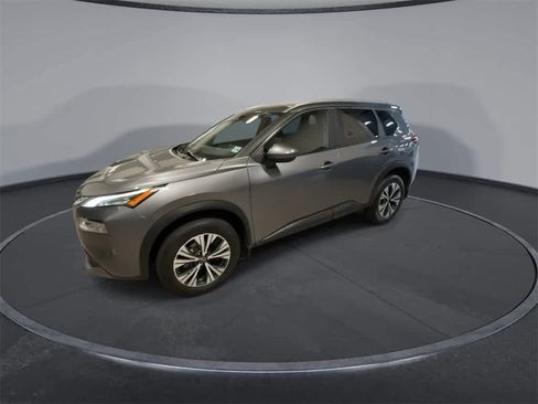 Used 2023 Nissan Rogue SV w/ SV Premium B Package image 4