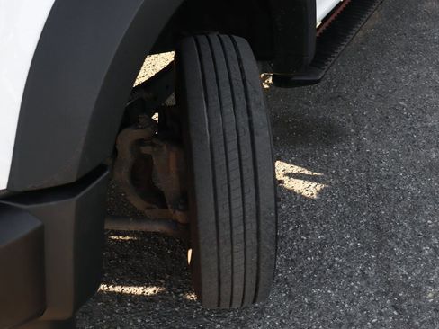 Used 2021 Ford F550 XL image 46