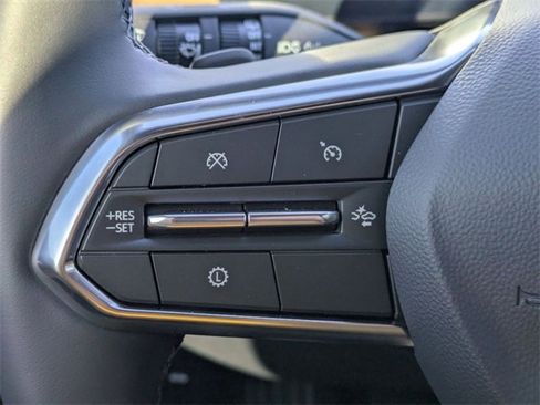 New 2026 Chevrolet Equinox ACTIV w/ Safety and Technology Package image 17