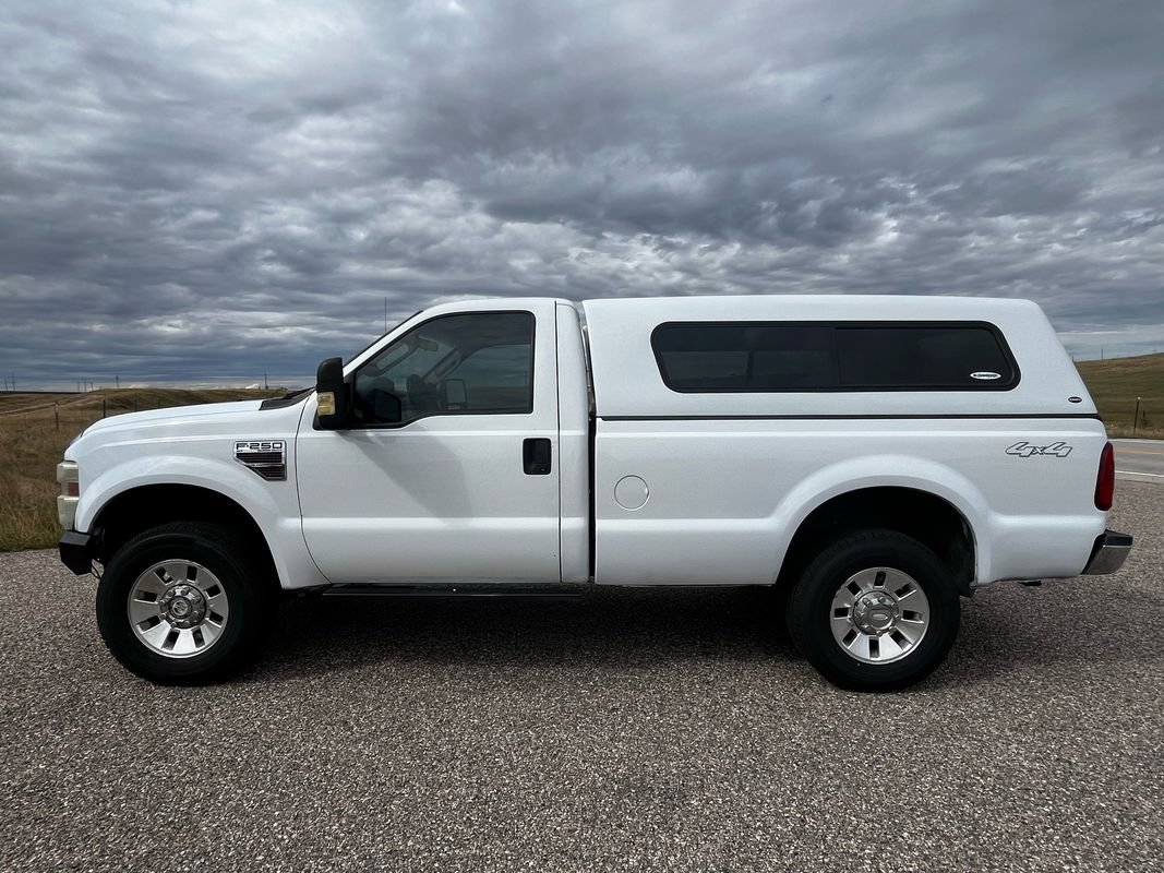 Used 2008 Ford F250 XL AWD/4WD image 2
