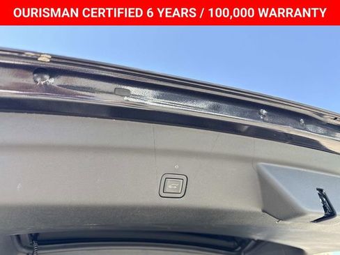 Certified 2024 Chevrolet Tahoe Z71 image 17