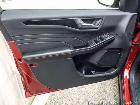 Certified 2022 Ford Escape SEL w/ SEL Stealth AWD Package image 22