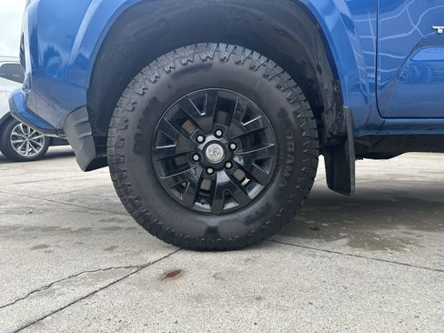 Used 2016 Toyota Tacoma SR5 RWD image 33