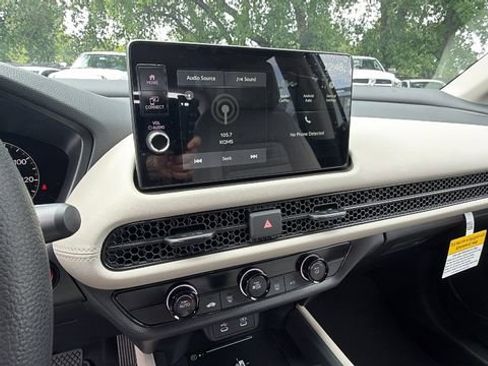 New 2026 Honda HR-V LX image 25