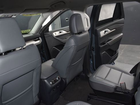 New 2026 Ford Explorer Active w/ Active Comfort Package AWD/4WD image 34