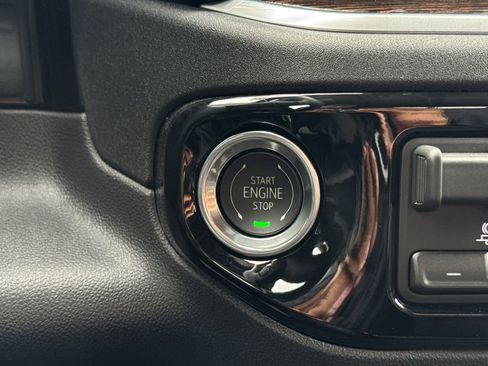 New 2026 GMC Sierra 1500 SLE AWD/4WD image 21
