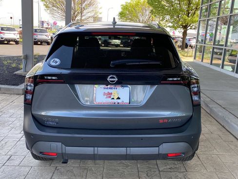 Certified 2025 Nissan Kicks SR w/ SR Premium Package AWD/4WD image 6