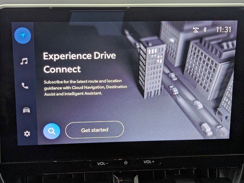 Used 2026 Toyota Corolla Cross XLE image 25