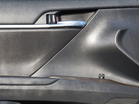 Used 2023 Toyota Camry SE w/ Convenience Package image 25