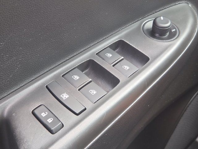 Used 2022 Chevrolet Spark LT FWD image 22