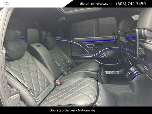 Used 2024 Mercedes-Benz Maybach S 580 4MATIC image 21