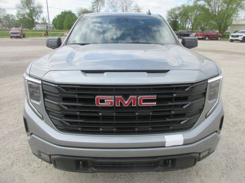 New 2026 GMC Sierra 1500 Elevation w/ Elevation Select Package AWD/4WD image 13