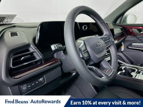 New 2026 Chevrolet Traverse Z71 w/ Driver Confidence Package AWD/4WD image 6