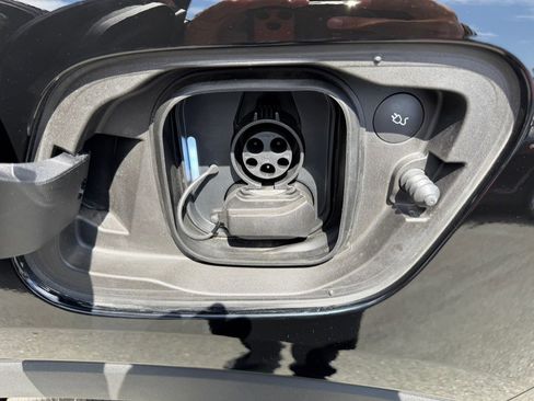Used 2023 Volvo C40 Recharge Core AWD/4WD image 47