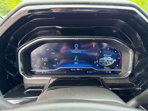 Used 2024 Chevrolet Silverado 2500 LT image 13