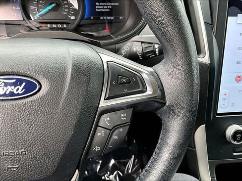 Certified 2024 Ford Edge SEL w/ Convenience Package image 18