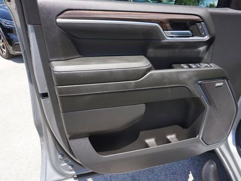 Used 2024 Chevrolet Silverado 1500 RST w/ Convenience Package II RWD image 28