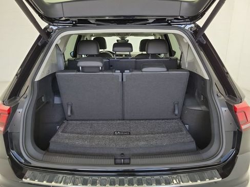 Used 2021 Volkswagen Tiguan SEL FWD image 10