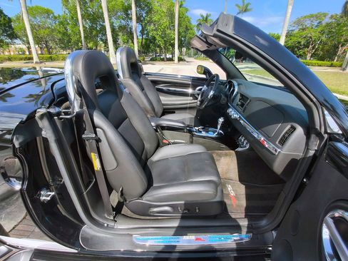 Used 2006 Chevrolet SSR w/ Preferred Equipment Group RWD image 15