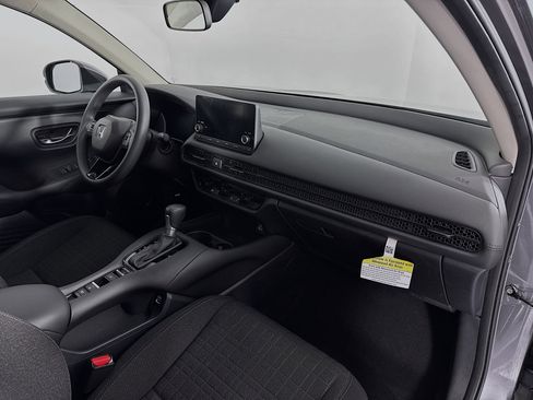 Certified 2023 Honda HR-V LX image 26