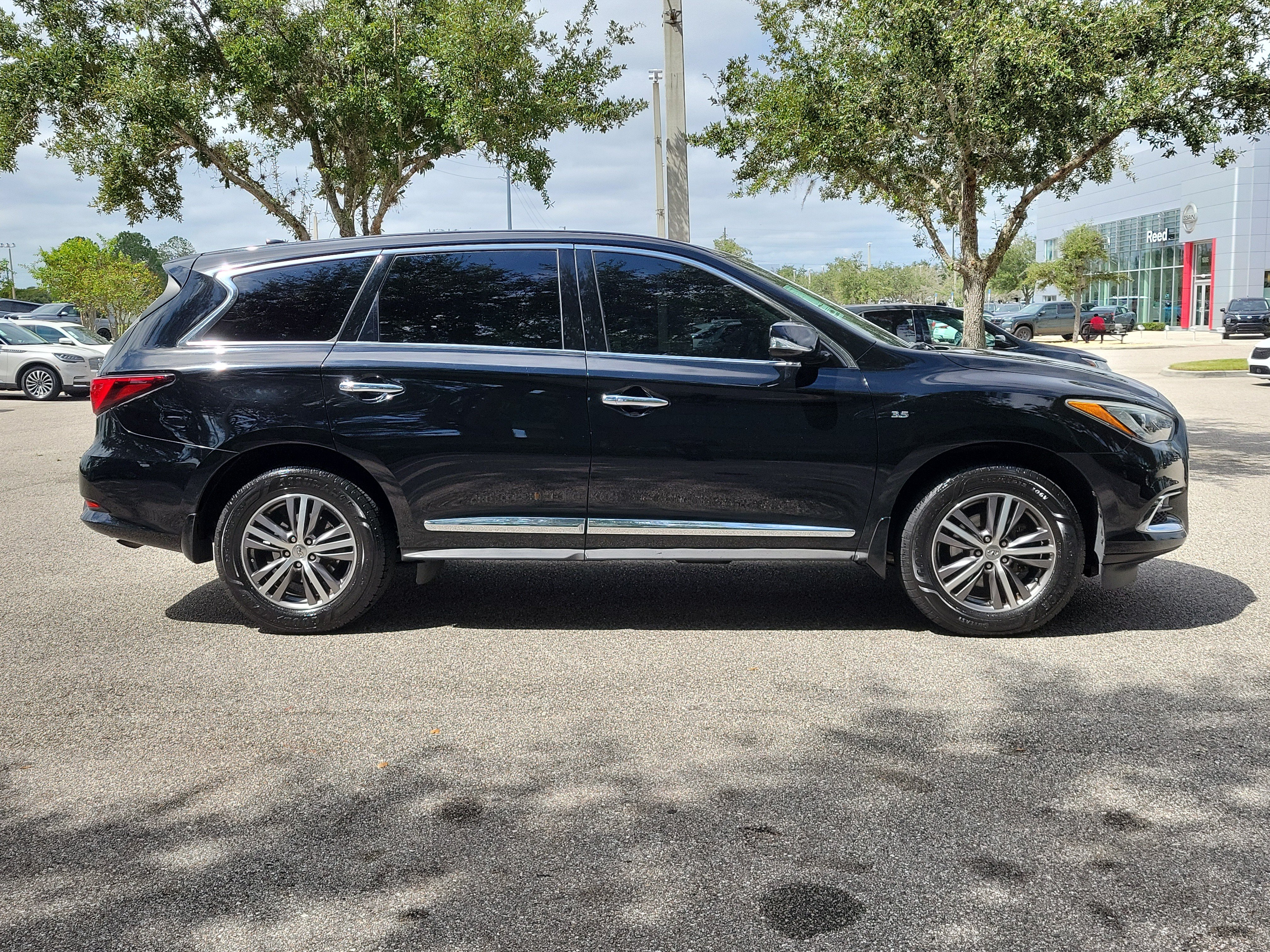 Used 2020 INFINITI QX60 Pure FWD image 5