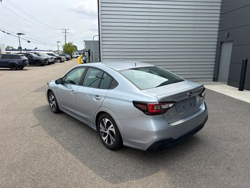Used 2024 Subaru Legacy Premium AWD/4WD image 3