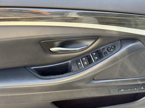 Used 2016 BMW 550i Sedan RWD image 15