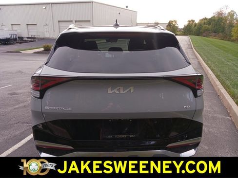 Used 2025 Kia Sportage SX image 9