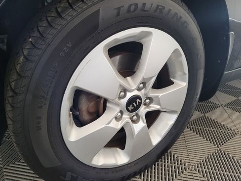 Used 2018 Kia Soul w/ Option Group 020 FWD image 31