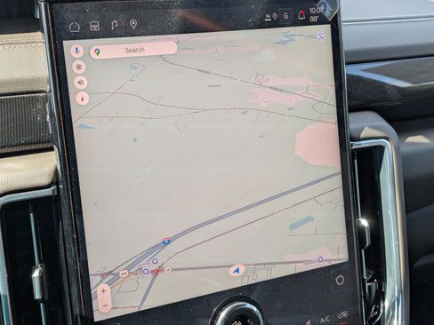 Used 2025 GMC Yukon Elevation w/ Technology Package image 25