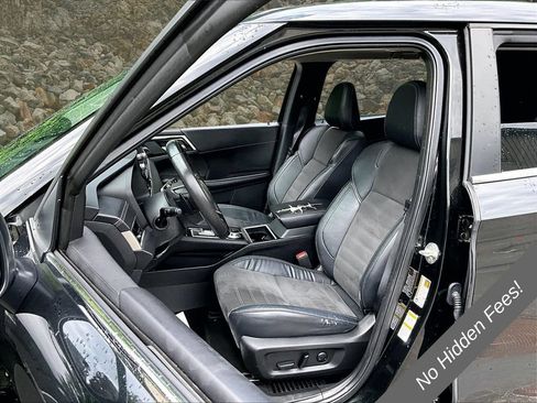 Used 2023 Mitsubishi Outlander SE FWD image 17