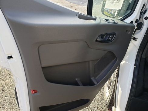 New 2025 Ford Transit 250 Low Roof RWD image 14