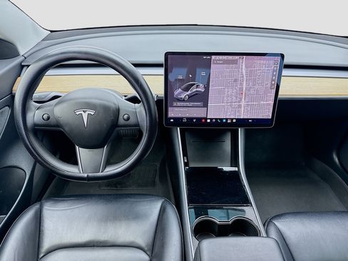 Used 2020 Tesla Model 3 RWD image 15