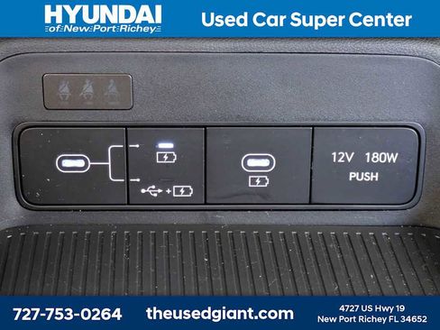 Certified 2025 Hyundai Kona SE FWD image 22