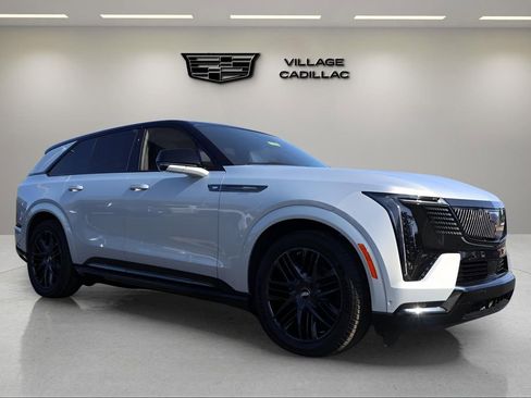 New 2025 Cadillac Escalade IQ Sport 2 w/ LPO, ONYX Package image 7