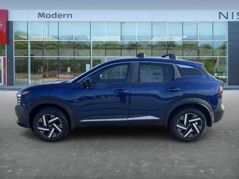 New 2026 Nissan Kicks SV w/ Cold Weather Package image 7